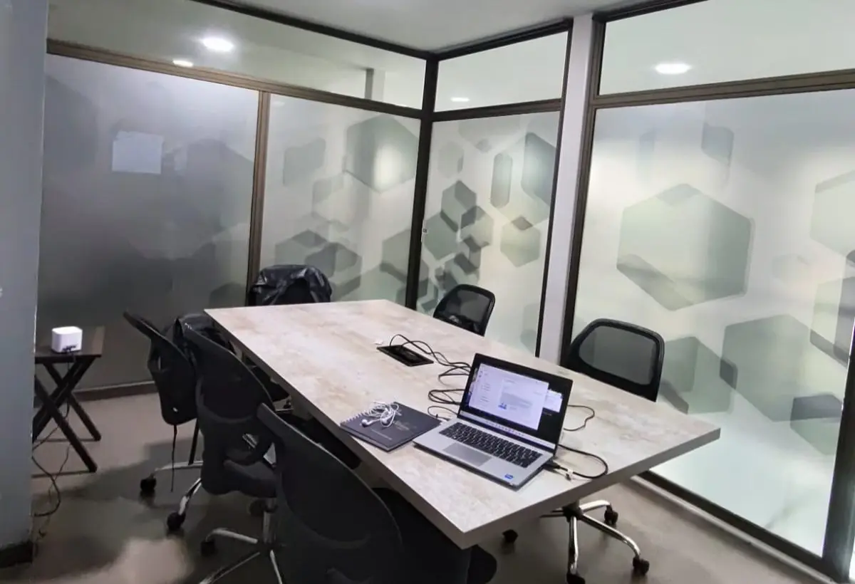 Espacio privado disponible por horas en Grupo Veka